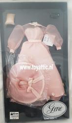Gene pop doll kledingsets diverse soorten nieuw in doos, Ophalen of Verzenden, Nieuw, Fashion Doll