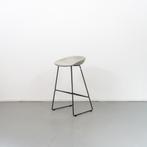 5 Hay about a Stool AAS38 Grijs leer 75 cm, Huis en Inrichting, Barkrukken, Niet ingevuld, Niet ingevuld, Leer, Zo goed als nieuw