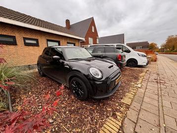 Mini Cooper S (Private Lease Overname) beschikbaar voor biedingen