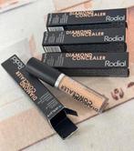 Rodial Diamond Liquid Concealer, Shade 30 make-up beige tint, Ogen, Beige, Nieuw, Ophalen of Verzenden