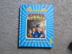 Boek: Ernst Bobbie en de rest - Politie avonturen, Gelezen, Fictie algemeen, Ophalen of Verzenden, Gert Jan van den Ende