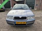 Skoda Octavia 1.6 Ambiente airco/Nw-Apk!, Voorwielaandrijving, Gebruikt, 4 cilinders, Euro 4