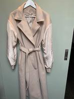 Trenchcoat one size, Kleding | Dames, Jassen | Zomer, Ophalen of Verzenden, Zo goed als nieuw, Beige