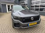 Volkswagen Touareg 3.0 TDI R-line Black Edition / 4-Motion /, Gebruikt, Euro 6, Leder, Bedrijf