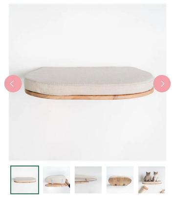 Wall-mounted luxury climbing platform for cats (Cream) beschikbaar voor biedingen