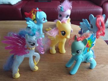 6 Stuks My Little Pony van ca 20 cm hoog beschikbaar voor biedingen