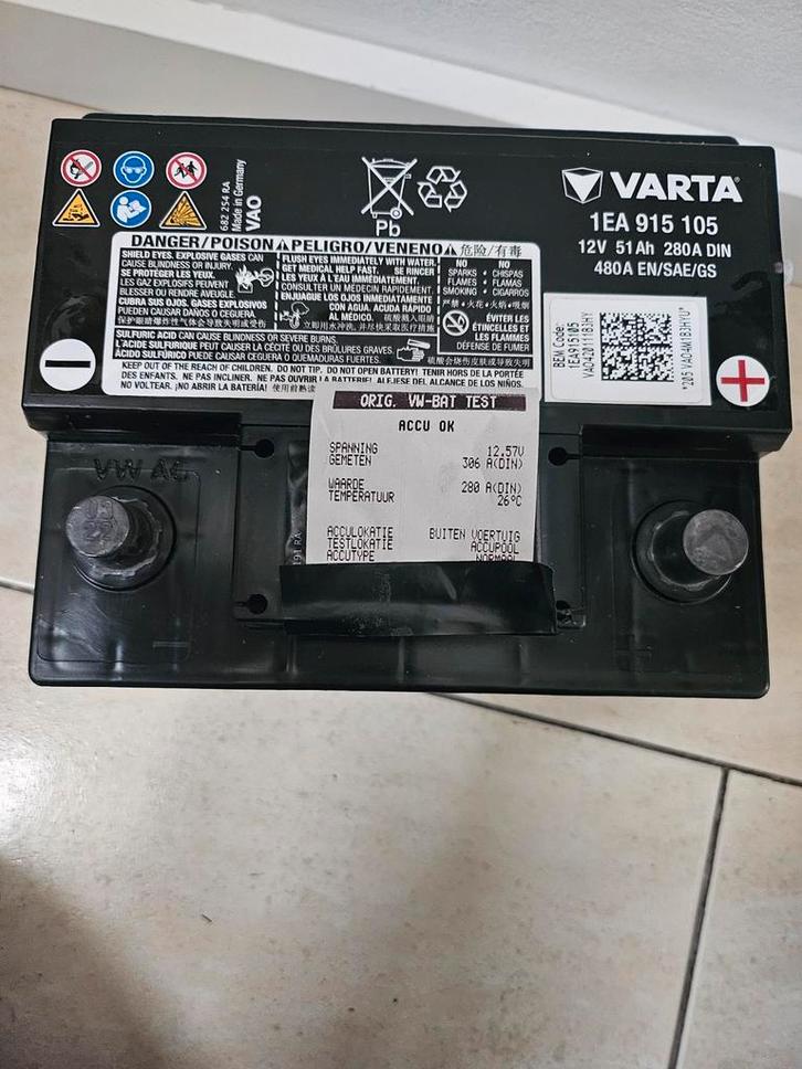 Varta accu 51ah origineel VW,  als nieuw + testrapport...., Auto-onderdelen, Accu's en Toebehoren, Volkswagen, Nieuw, Ophalen of Verzenden