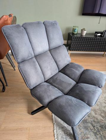 Grijze Draaibare Woonkamer Stoel - Comfortabel! beschikbaar voor biedingen