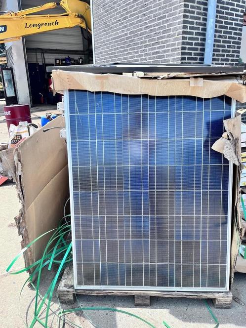 Sharp zonnepanelen, Doe-het-zelf en Verbouw, Zonnepanelen en Toebehoren, Gebruikt, Paneel, 100 tot 200 wattpiek, Ophalen
