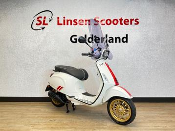 Vespa Sprint 45 km/h Racing Sixties Wit 2021 beschikbaar voor biedingen