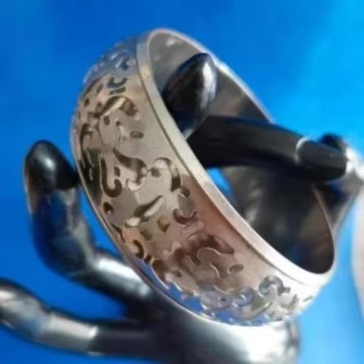 Vintage opengewerkte Oosterse armband met Brokaat zakje, Sieraden, Tassen en Uiterlijk, Armbanden, Zo goed als nieuw, Zilver, Ophalen