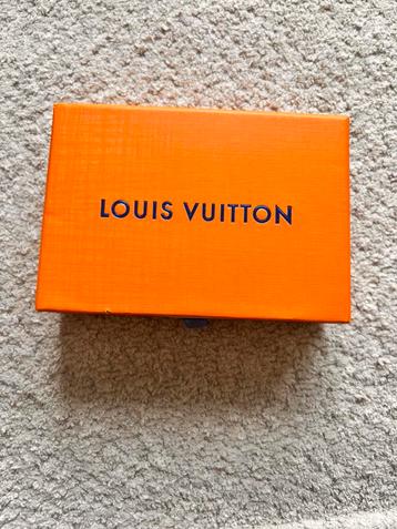 Louis vuitton sleutelhanger beschikbaar voor biedingen