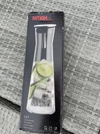 Nieuw in doos – Simax glazen karaf (1,1 liter), Verzamelen, Ophalen of Verzenden, Nieuw, Overige typen