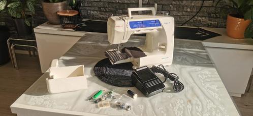 Naaimachine JANOMA 14, Hobby en Vrije tijd, Naaimachines en Toebehoren, Zo goed als nieuw, Naaimachine, Overige merken, Ophalen of Verzenden