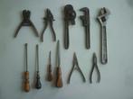 verschillend vintage/antiek handgereedschap metaal, Antiek en Kunst, Verzenden