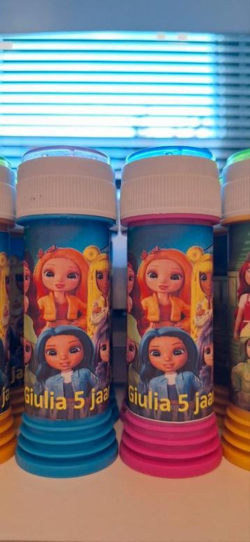 Gepersonaliseerde bellemblazen bellenblaas voor €1 per stuk beschikbaar voor biedingen