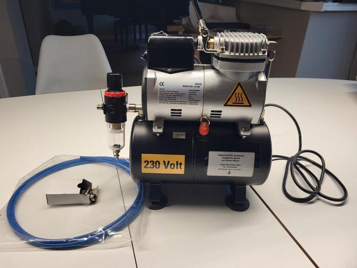 Airbrush Compressor - Modelbouw & Meer, Doe-het-zelf en Verbouw, Compressors, Gebruikt, Minder dan 6 bar, Minder dan 25 liter