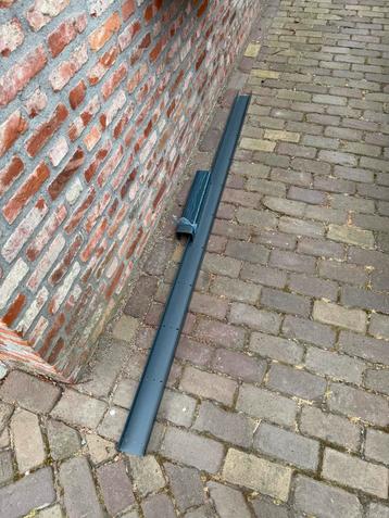 Antraciet Airco leidinggoot (achterkant) beschikbaar voor biedingen