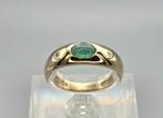Gouden Vintage ring edelsteen smaragd en diamant. 2025/718., Ophalen of Verzenden, Goud, Ring, Met edelsteen