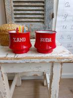 Rode emaille bakjes "zand" en "soda", Ophalen of Verzenden