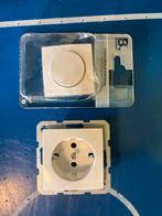 Berker schakelmateriaal rest, Doe-het-zelf en Verbouw, Ophalen of Verzenden, Zo goed als nieuw, Stopcontact