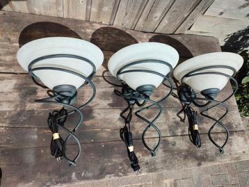 3 Vintage Muurlampen beschikbaar voor biedingen
