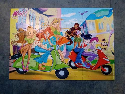 WINX CLUB PUZZEL (104 stukjes), Kinderen en Baby's, Speelgoed | Kinderpuzzels, Zo goed als nieuw, Meer dan 50 stukjes, Ophalen of Verzenden