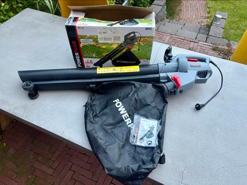 Powerplus bladblazer (POWEG9013) met zuig functie 3300 watt, Tuin en Terras, Bladblazers, Zo goed als nieuw, Handgedragen, Elektrisch