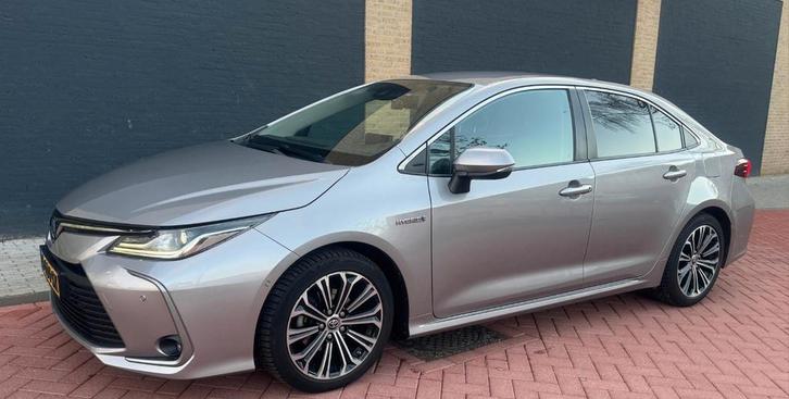 Toyota Corolla 1.8 Hybrid 122pk CVT 2019 Grijs, Auto's, Toyota, Particulier, Corolla, ABS, Achteruitrijcamera, Airbags, Airconditioning
