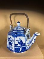 Chinees porseleinen theepot met lange lijzen, Antiek en Kunst, Antiek | Servies los, Ophalen of Verzenden