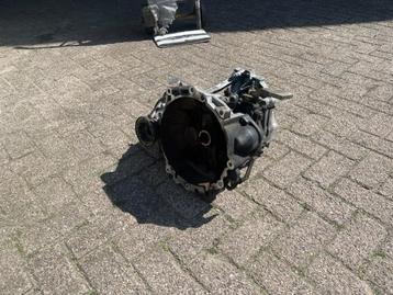 VERSNELLINGSBAK SCHAKEL Volkswagen Touran (1T3) (KWC) beschikbaar voor biedingen