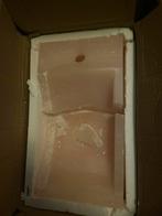 2 kapotte marmeren fonteintjes van sanitairkamer, Doe-het-zelf en Verbouw, Sanitair, Ophalen, Gebruikt, Wastafel