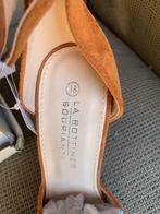 Nieuwe Bruine Pumps - La Bottine Souriante - Maat 38, Ophalen of Verzenden, Nieuw, Bruin, Pumps
