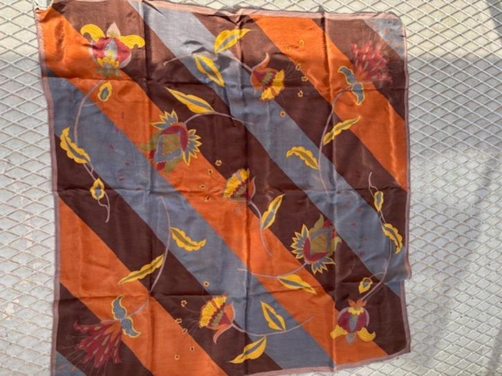 100% zijden sjaal, Kleding | Dames, Mutsen, Sjaals en Handschoenen, Gedragen, Sjaal, Maat 46/48 (XL) of groter, Ophalen of Verzenden