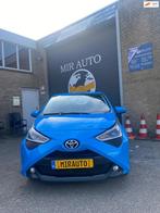 Toyota Aygo 1.0 VVT-i x-fun, Gebruikt, Blauw, Bedrijf, Start-stop-systeem