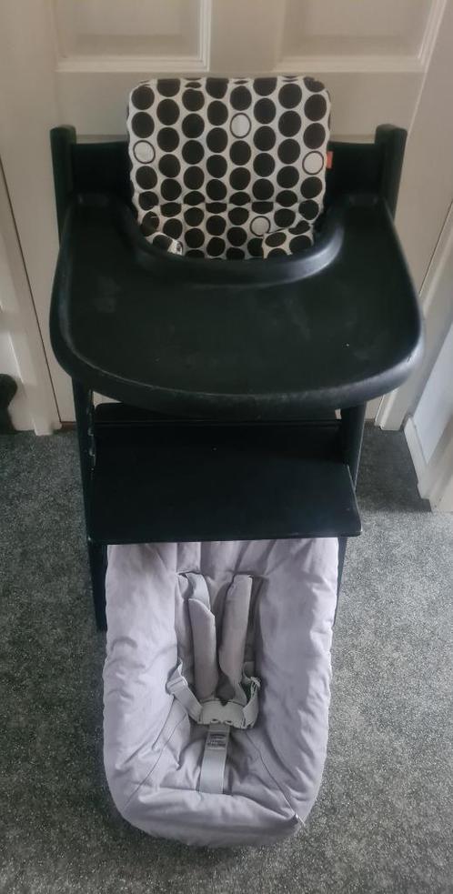 Complete stokke tripl trapp stoel + alle toebehoren, Kinderen en Baby's, Kinderstoelen, Gebruikt, Meegroeistoel, Aanschuifbaar