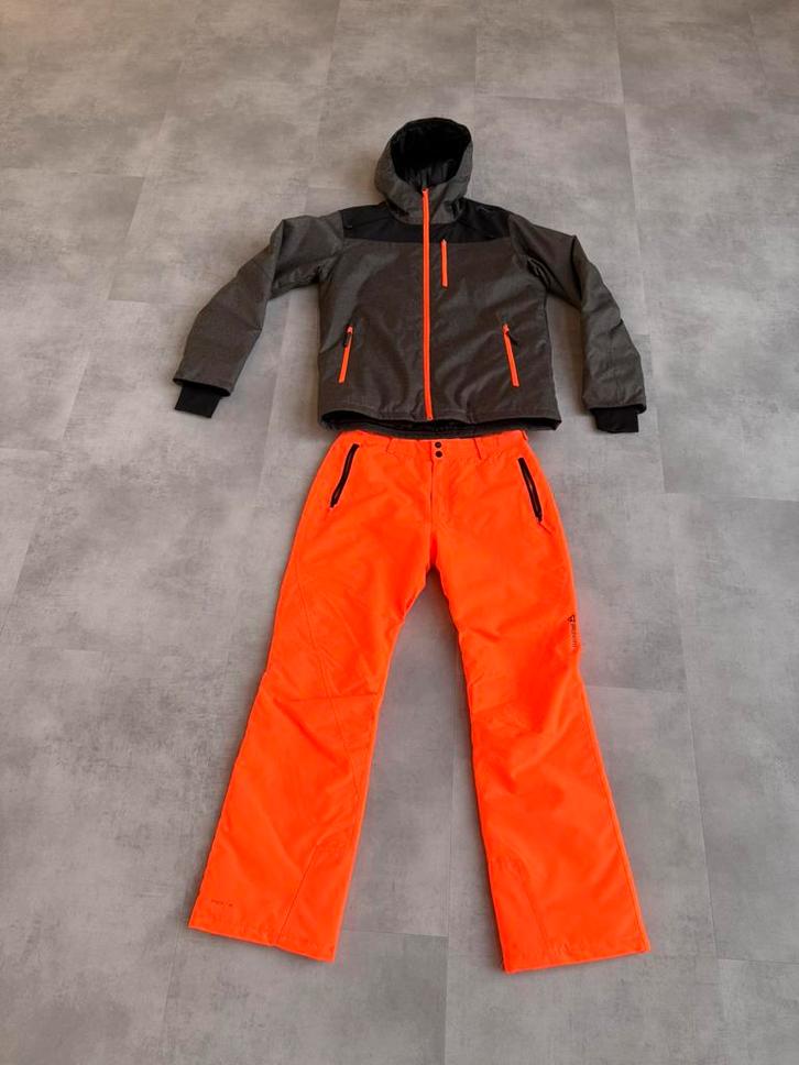 Brunotti Skipak M/L Uni, Sport en Fitness, Skiën en Langlaufen, Zo goed als nieuw, Kleding, Skiën, Overige merken, Ophalen of Verzenden