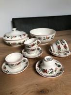 Wedgwood Queen’s Ware, servies ‘Provençe’, Ophalen of Verzenden, Wedgwood, Aardewerk, Schaal of Schalen