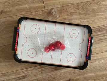 Mini Airhockey tafel beschikbaar voor biedingen