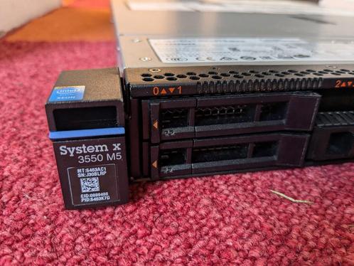 Lenovo IBM 1u rackserver 64gb DDR4 geheugen 2x 500gb ssd, Computers en Software, Servers, Zo goed als nieuw, Ophalen of Verzenden