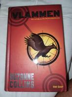Suzanne Collins - Vlammen hardcover, Gelezen, Suzanne Collins, Ophalen of Verzenden, Fictie