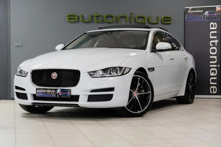 Jaguar XE 2.0 Portfolio 240pk! *PANORAMADAK* |Luxe Leder| 79, Auto's, Jaguar, Particulier, Te koop, XE, ABS, Achteruitrijcamera