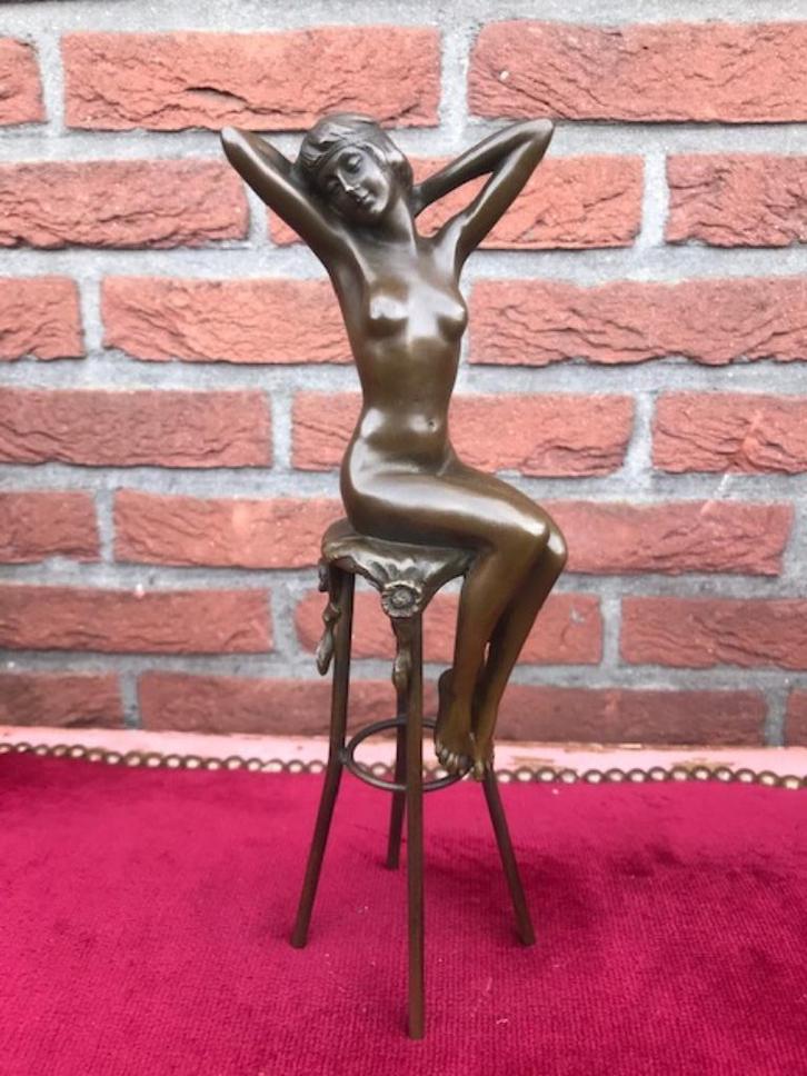 fraai bronzen beeld: "AWAKENING", Antiek en Kunst, Kunst | Beelden en Houtsnijwerken, Ophalen of Verzenden