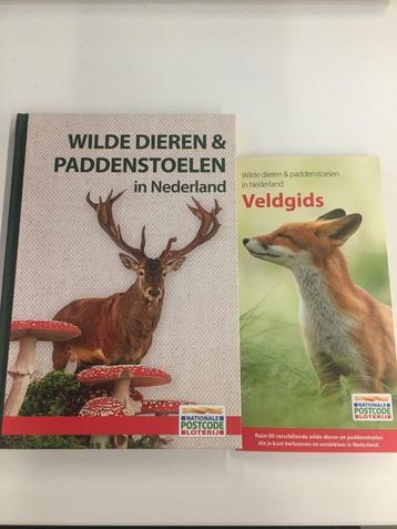 Boek over wilde dieren en paddenstoelen in Nederland  beschikbaar voor biedingen