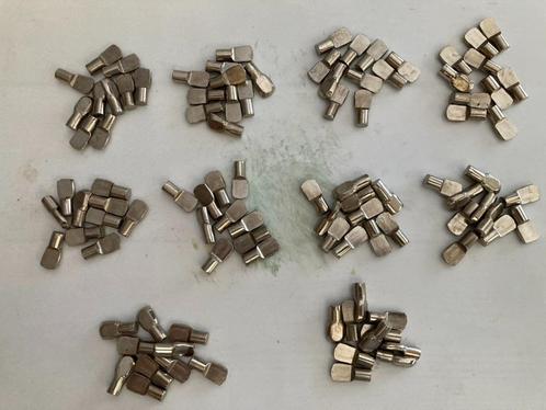 Plankdragers plankpinnen planksteunen lepelvormig 100 stuks, Doe-het-zelf en Verbouw, IJzerwaren en Bevestigingsmiddelen, Nieuw