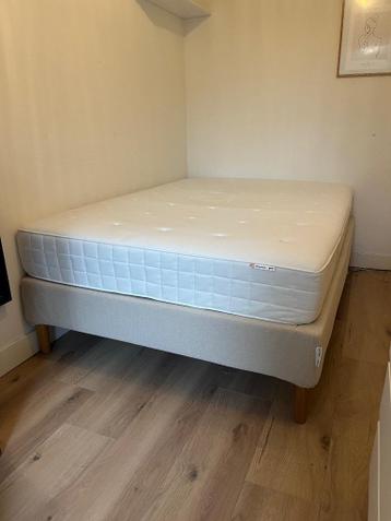 IKEA bedframe Espevar en matras Hyllestad middelhard 140x200 - afbeelding 2