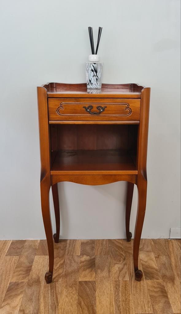 Vintage kastje nachtkastje, Huis en Inrichting, Slaapkamer | Nachtkastjes, Zo goed als nieuw, Minder dan 45 cm, Ophalen