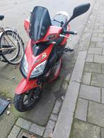 Scooter met schade!! Start wel, loop of sloop, Fietsen en Brommers, Scooters | Kymco, Gebruikt, Ophalen