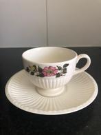 4 Wedgwood Briar rose theekopjes met schotel, Wedgwood, Kop(pen) en/of Schotel(s), Ophalen of Verzenden, Zo goed als nieuw