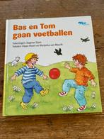 Bas en Tom gaan voetballen incl cd, Ophalen of Verzenden, Gelezen, Prentenboek